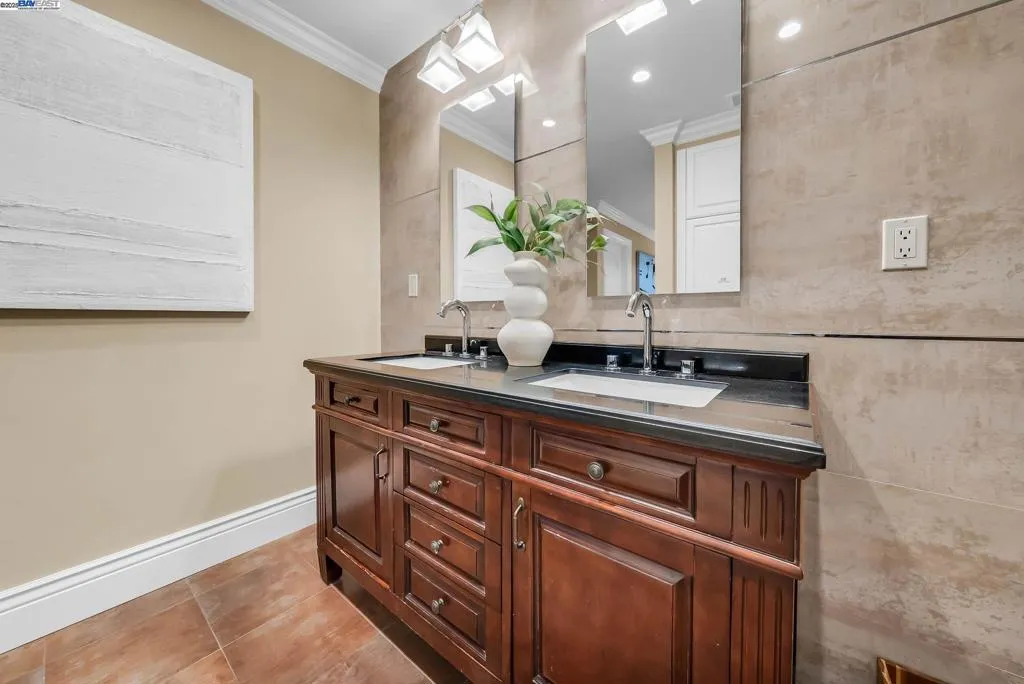 593 Saint George Rd, Danville, California 94526 home-pic-33